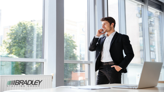 Candidate on phone to demonstrate our five favorite interview tips